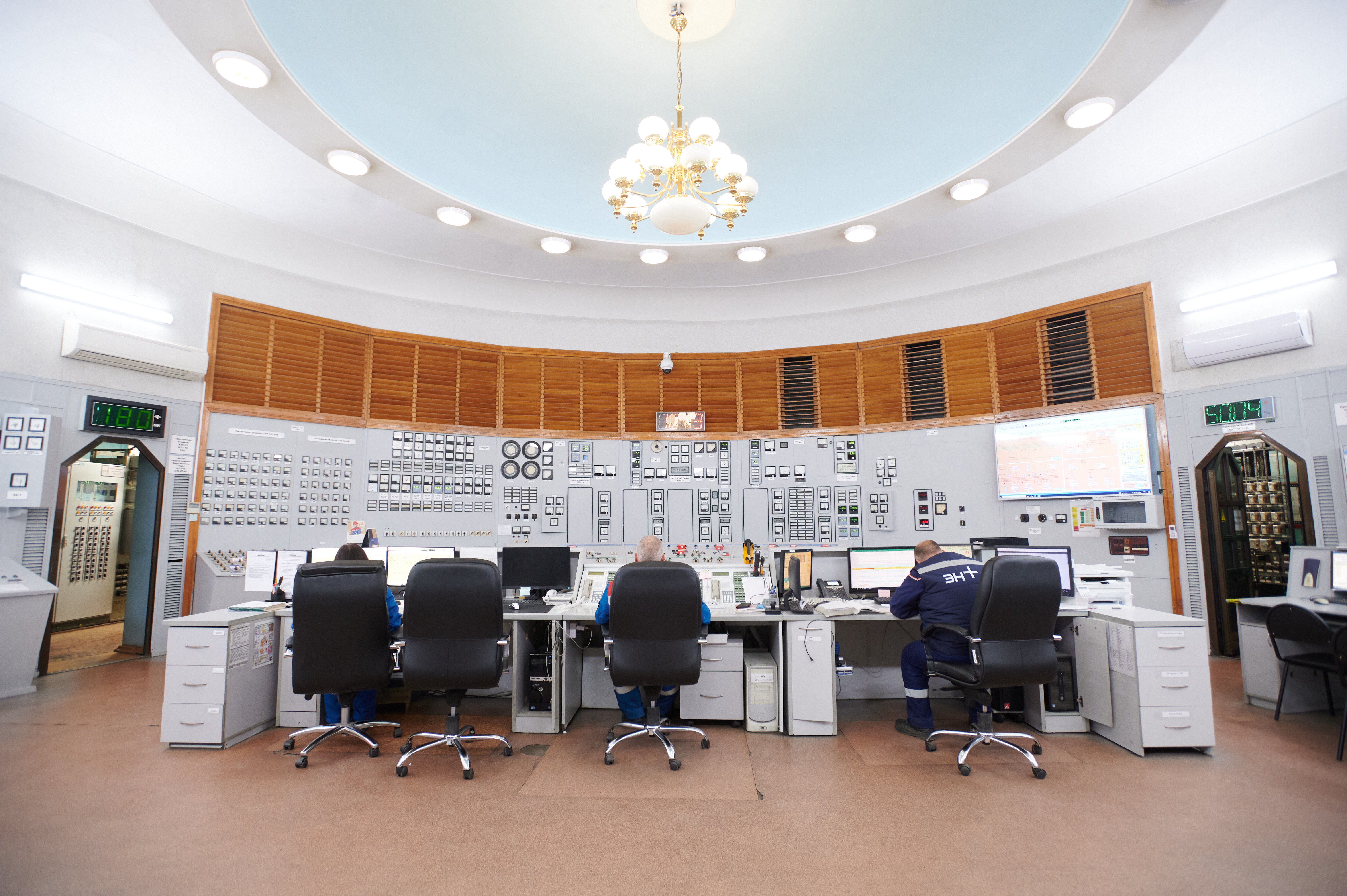 Фоновое изображение слайда 1